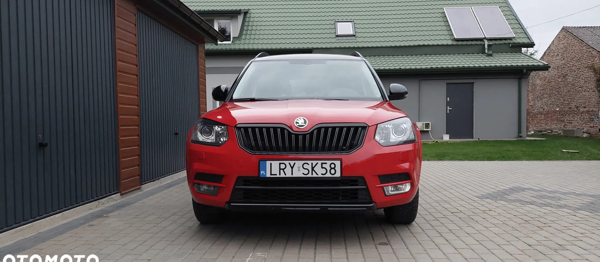 Skoda Yeti cena 49900 przebieg: 84000, rok produkcji 2014 z Dęblin małe 154